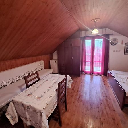 Gjirokastër Guest House Argjiro Castle מראה חיצוני תמונה