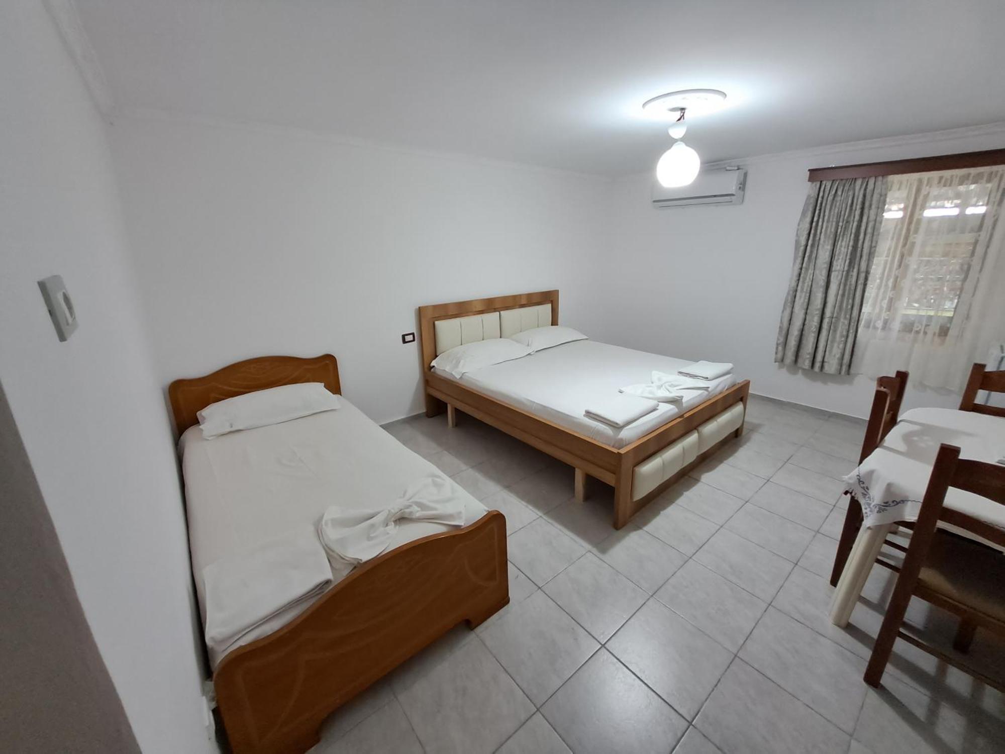 Gjirokastër Guest House Argjiro Castle מראה חיצוני תמונה