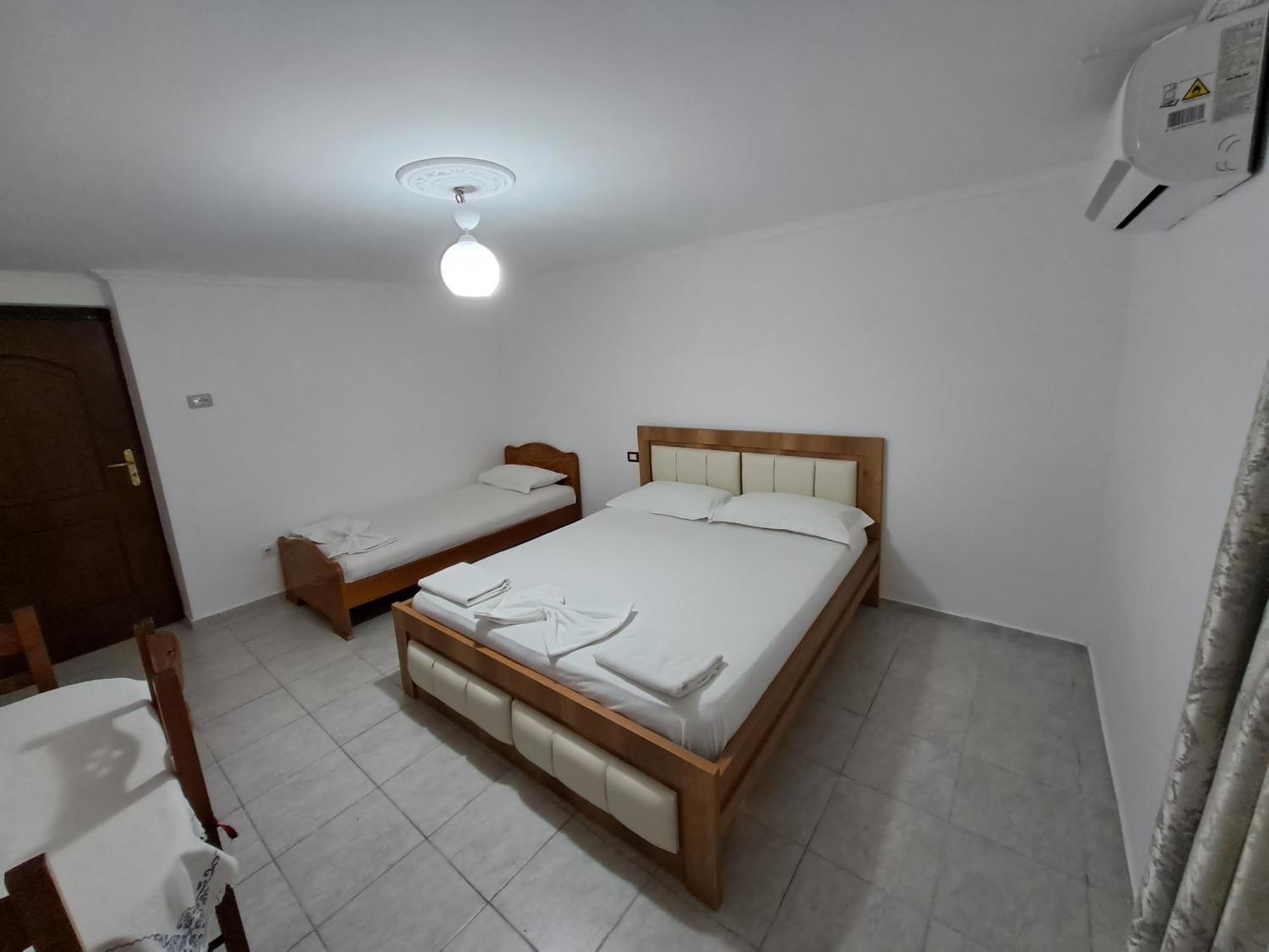 Gjirokastër Guest House Argjiro Castle מראה חיצוני תמונה